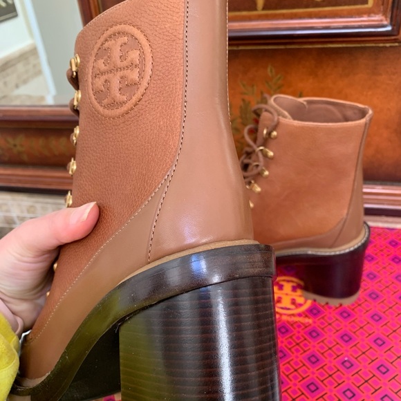 Tory Burch boots - Picture 4 of 6